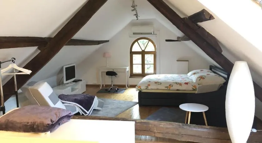 Ferienwohnung auf denkmalgeschütztem Sturmhof - Image 1