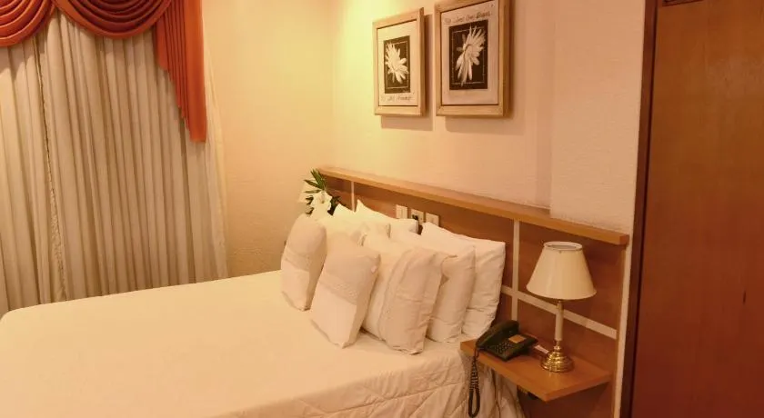 Skalla Hotel Nova Odessa - Image 1