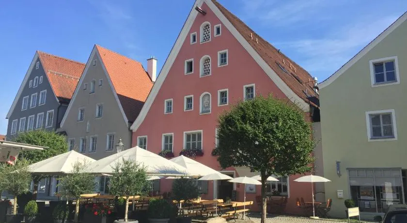 Hotel-Gasthof Blaue Traube e.K. - Image 1