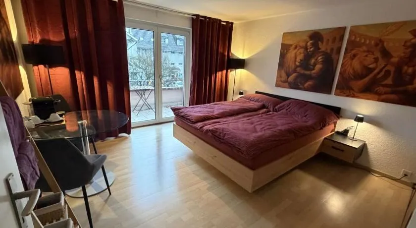 Centurio 5 Bed & Breakfast - Image 1