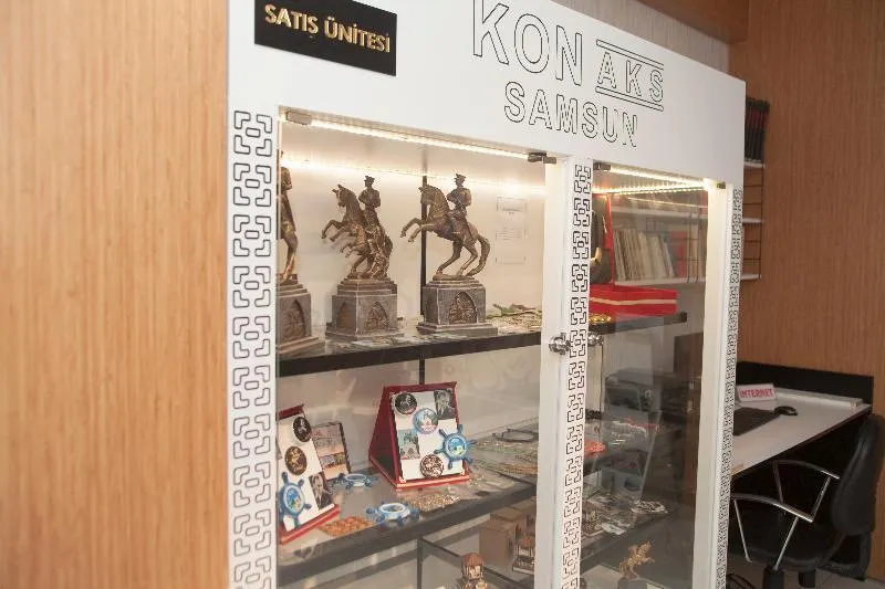 Konaks Hotel - Image 1