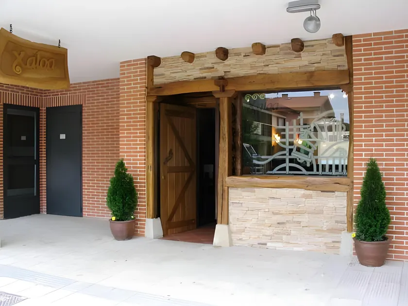 Hostal Xaloa Orio - Image 1