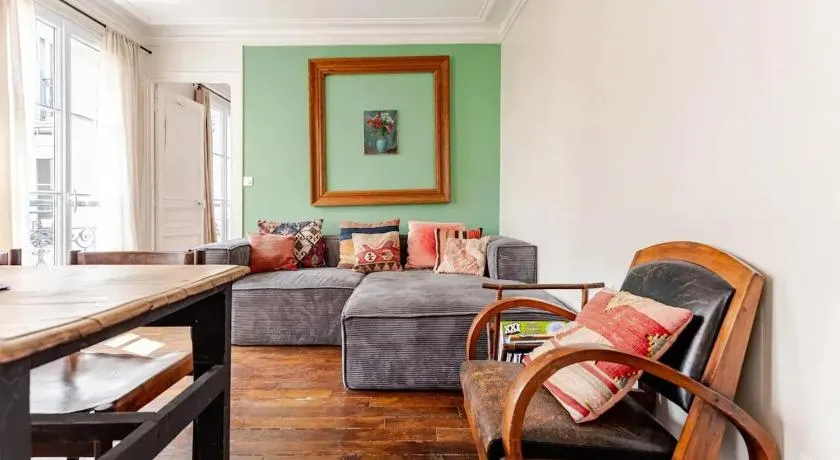 Appartement confortable à Paris de 50 m² - Image 1