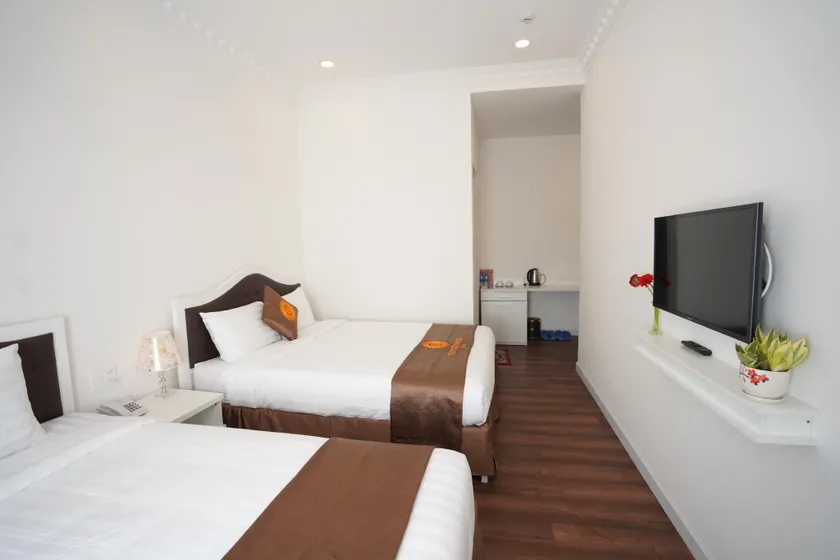 Thuy Duong Hotel - Image 1
