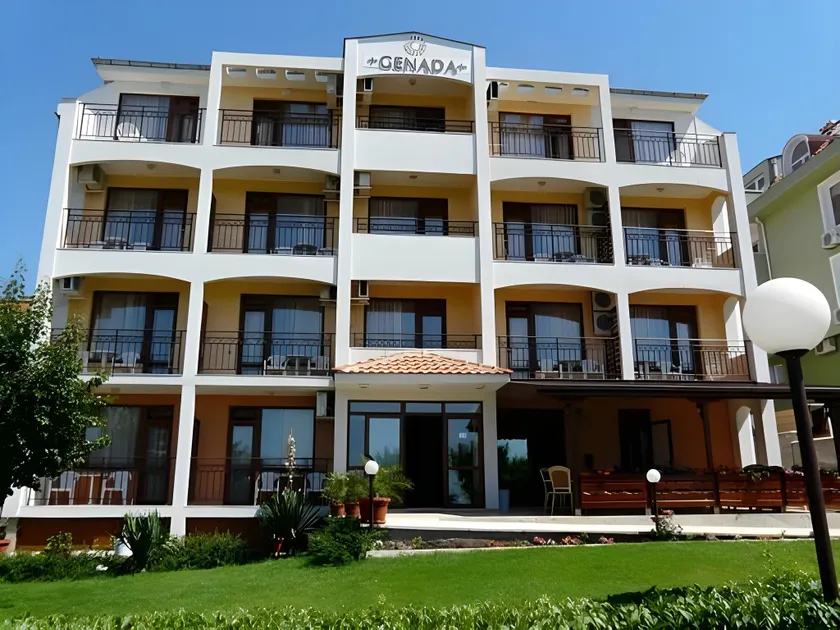 Hotel Genada - Image 1
