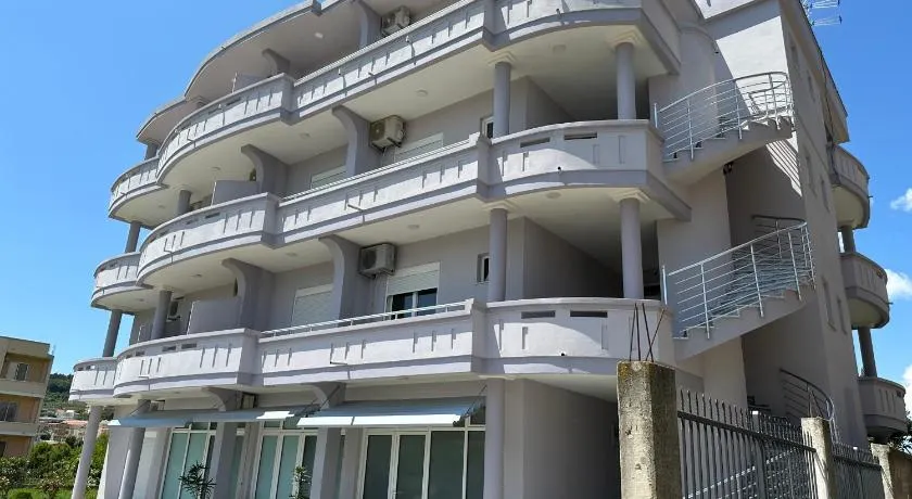 Apartments Flamida - Image 1