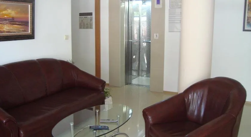 Hotel Astra - Image 1
