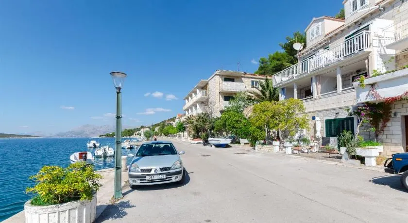 Apartments Djurdjica - Image 1