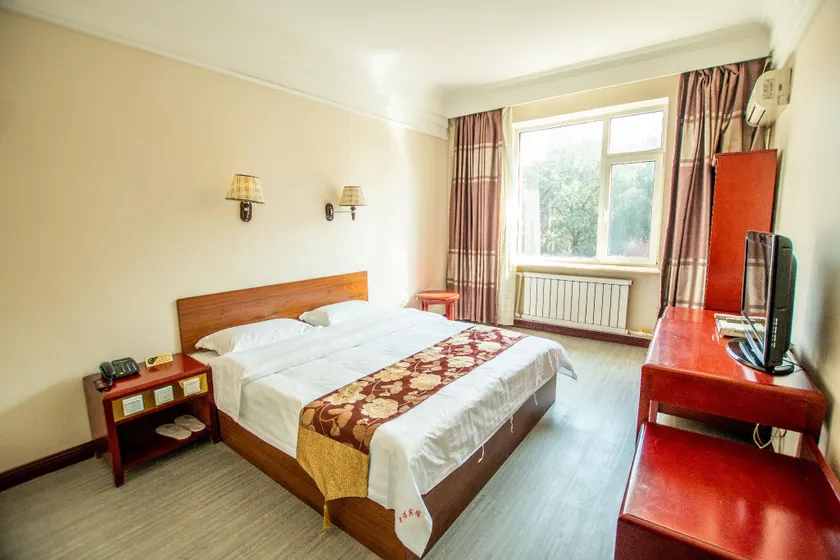 Shen Yang Zhong Mei Hotel - Image 1