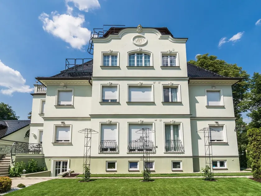 Hotel Villa am Waldschlösschen - Image 1