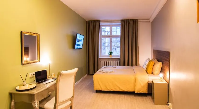 Allure Rooms & Coffee - Image 1