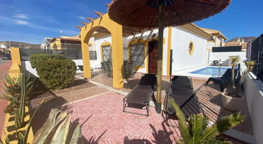 Casa Naranja - Image 1