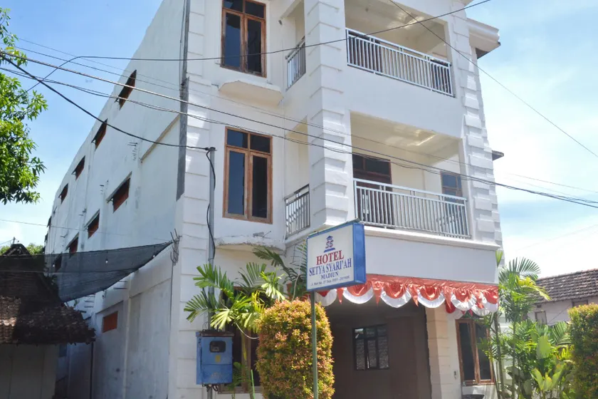 HOTEL SETYA SYARIAH - Image 1