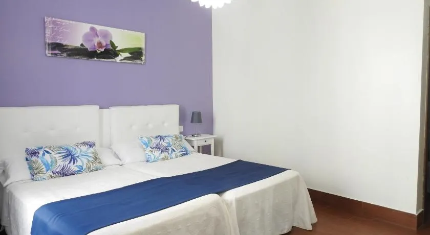 Amelia Habitaciones - Image 1