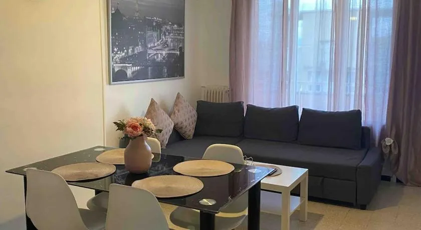 Appartement T4 à deux pas de la gare St Charles - Image 1