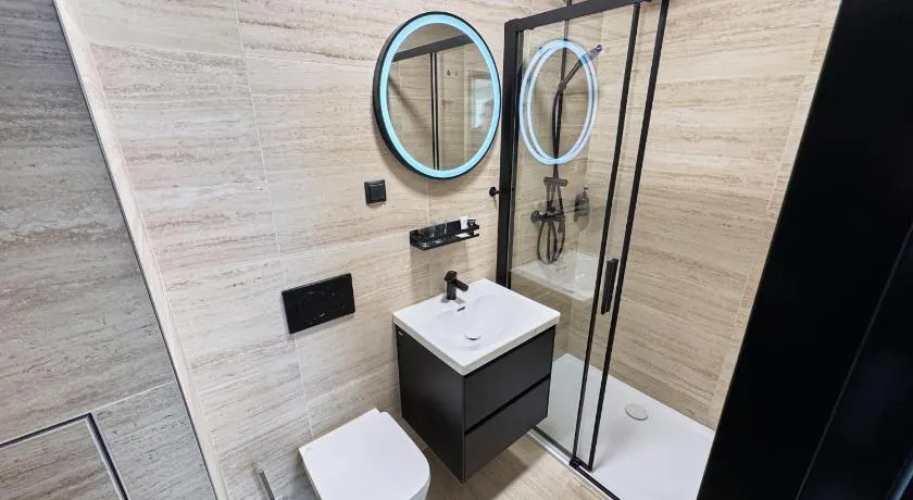Mondeso Hotel - Image 1