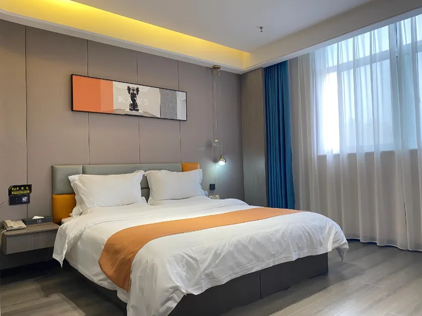 Hongkai Hotel - Image 1