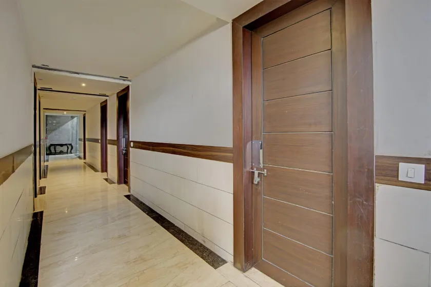 Hotel O Laxmi Abode - Image 1