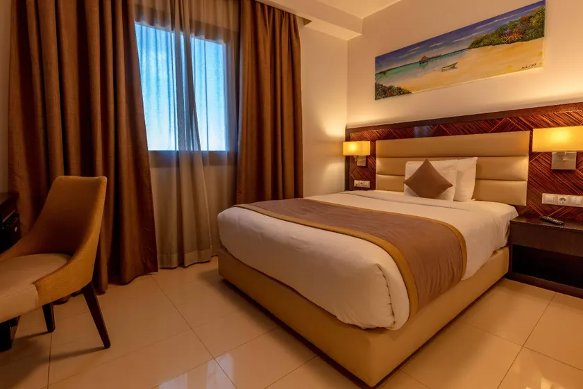 Hotel Best Night 2 - Image 1