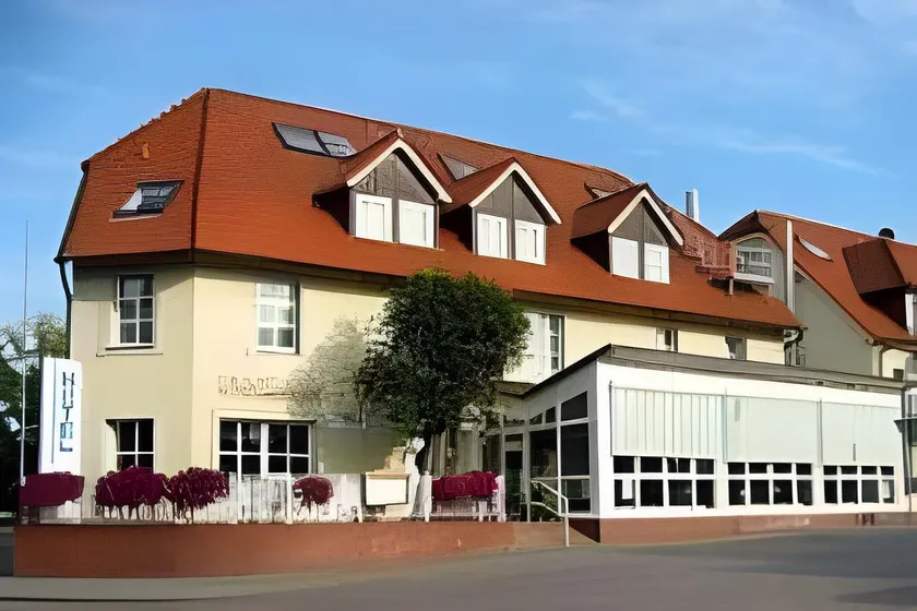 Hotel Zur Linde - Image 1