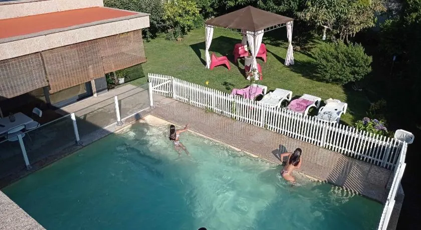 Chalet con piscina y diversión Ría de Vigo - Image 1