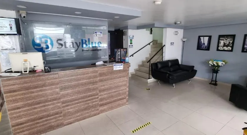 Stay Blue Hotel - Image 1