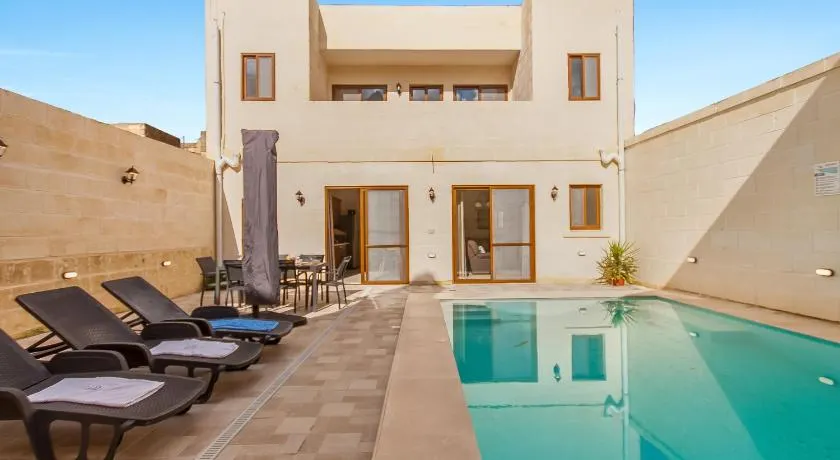 Nadurin, Large Villa 7 Bedrooms - 2 Pools - Image 1