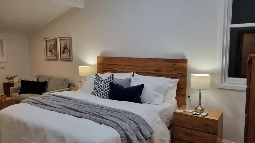 Secluded Luxury Escape Red Hill-Peppercorn Cottage - Image 1