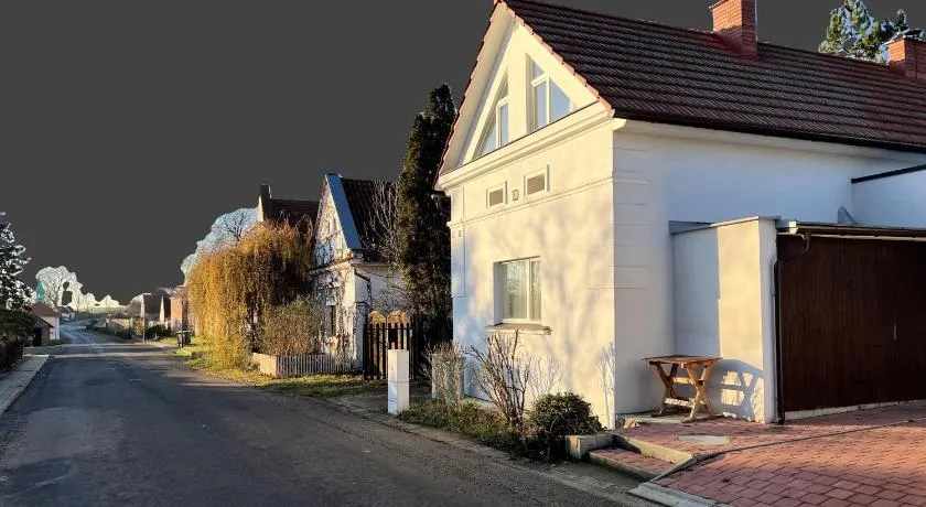 Na Švestkové trati - Image 1