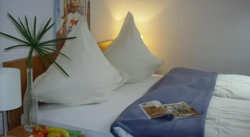 Hotel Garni Zentral - Image 1