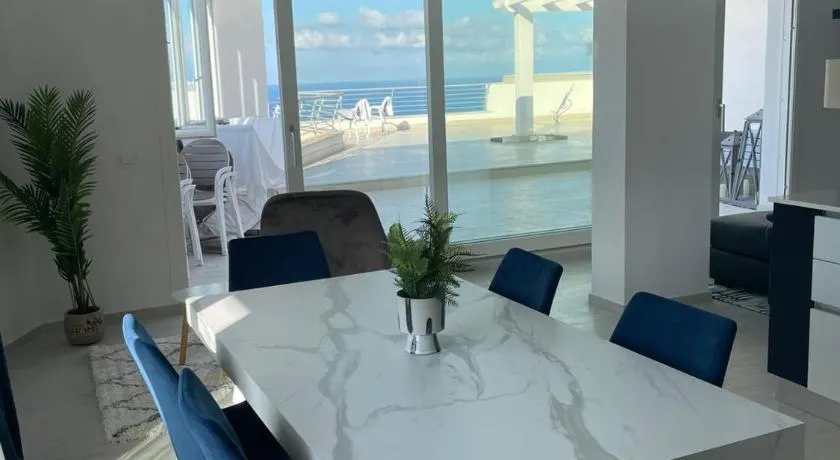 Sapphire Penthouse - Image 1