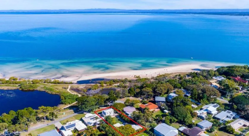 Buckley's Cottage By The Sea - Image 1