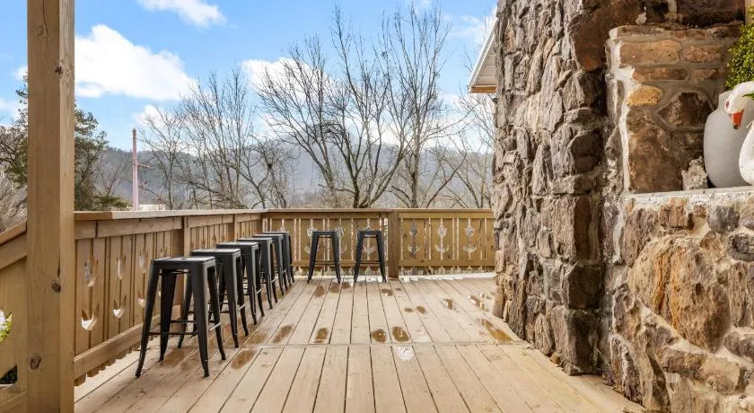 Sommer House Inn - Image 1