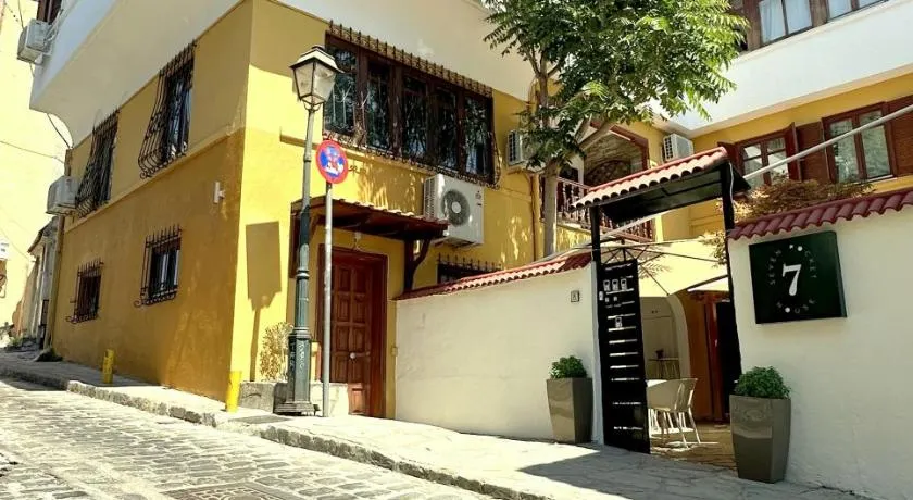 7PocketHouse - Image 1