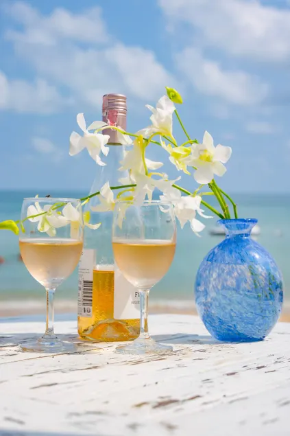 Bay Beach Resort - Image 1