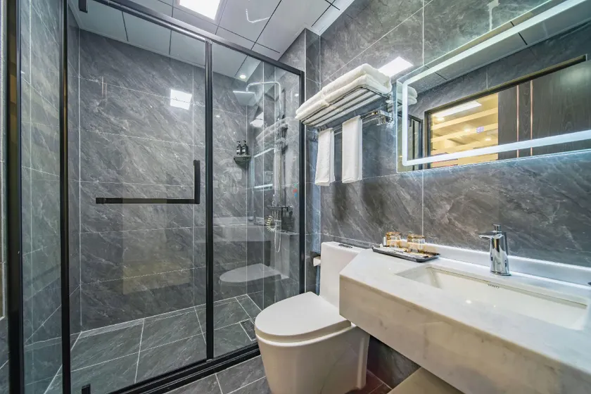 Xinyuelai Hotel - Image 1