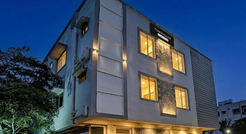 Super Townhouse Chandrasekharpur - Image 1