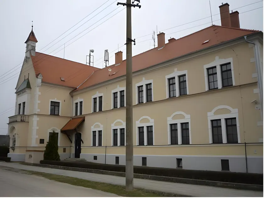 Koleje Zámeček - Image 1
