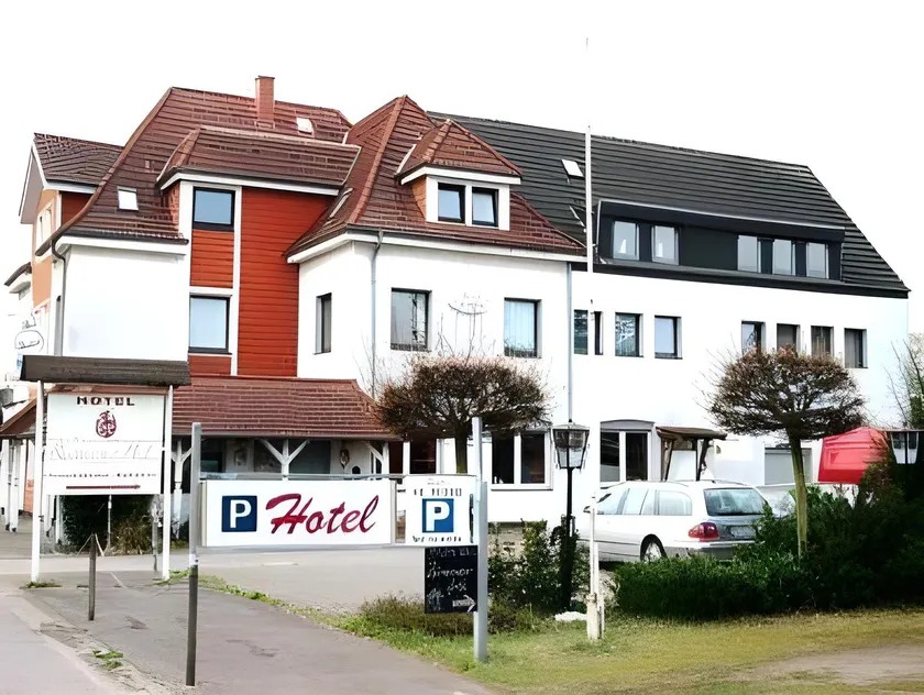 Apart-Hotel Rheinischer Hof Dormagen - Image 1
