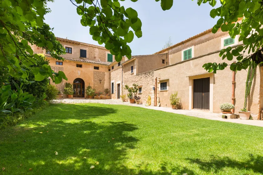 Hotel Sa Torre de Santa Eugenia - Image 1