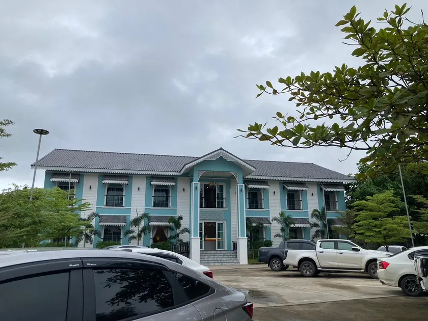 Thong Prachok Hotel - Image 1