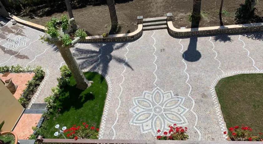 VILLA LUCIA - Image 1