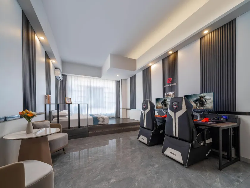 Wuex eSports Hotel - Image 1