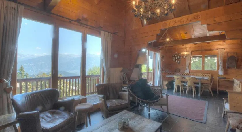 Chalet Isbane a Anzere avec vue sur les Alpes - Image 1