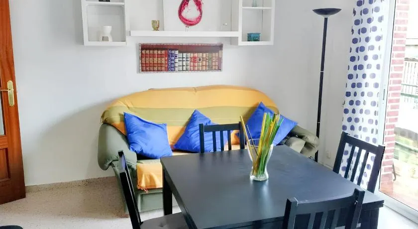 Charming apartment historic centre Granada 80 m² + balcony - Image 1