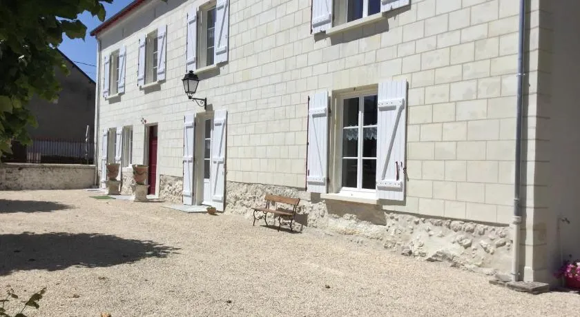 Les tilleuls de Mary - Image 1