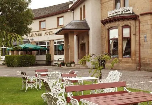 Leapark Hotel - Image 1