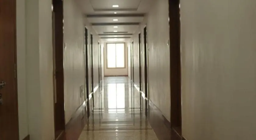 Pravin Plaza - Image 1