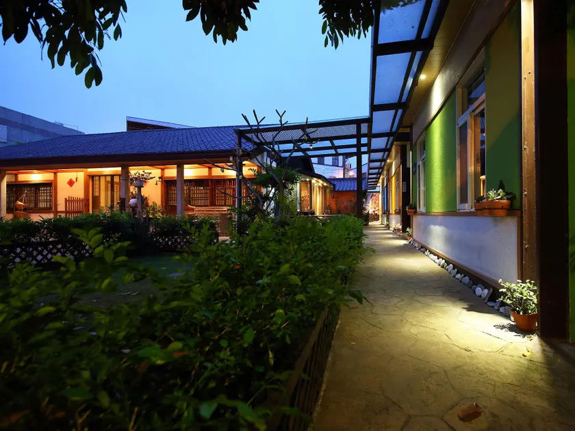 Jasmine Orange B&B - Image 1