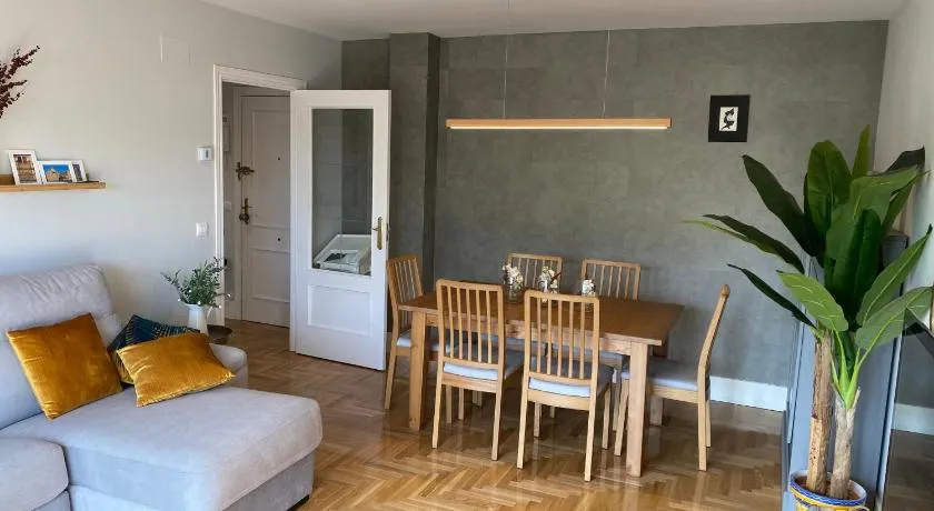 Apartamento ideal a la entrada de Salamanca !!! - Image 1